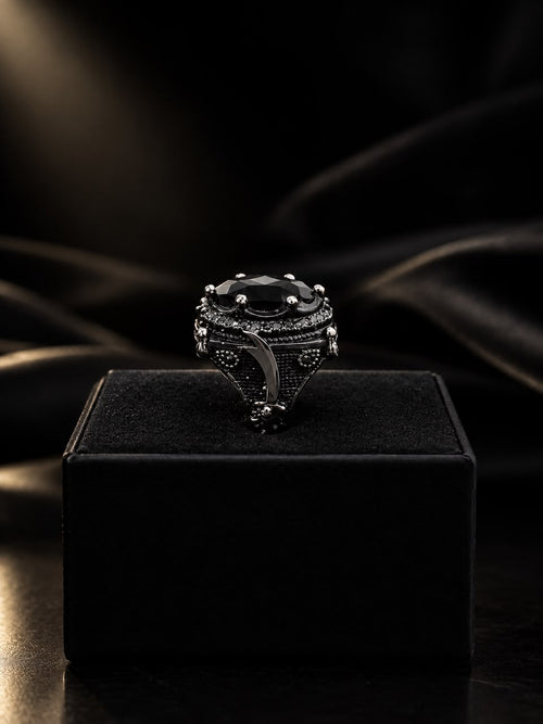 Noir Sultan Black Stone Ring